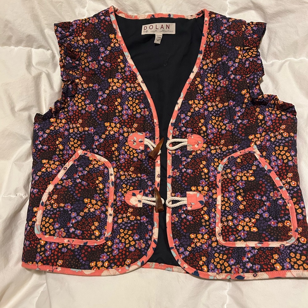 Dolan Multicolor Floral quilted Vest with Coral Trim - size medium